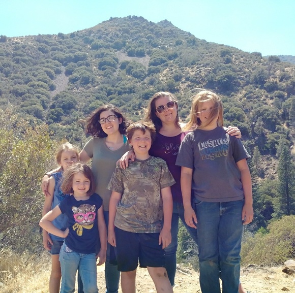 Meet your Posher, Rebecca - Picture 2 of 6